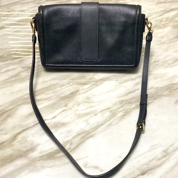 MCM Vintage Elegant Black Leather Shoulder Bag - Picture 3 of 14